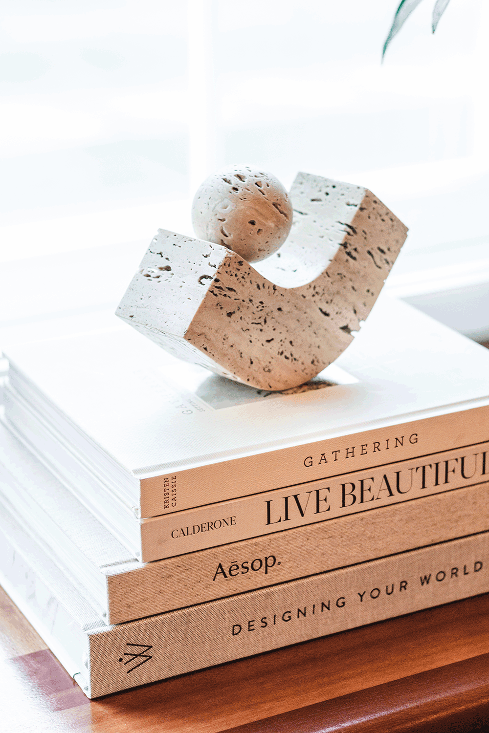 Equi_Travertine_lifestyle_2