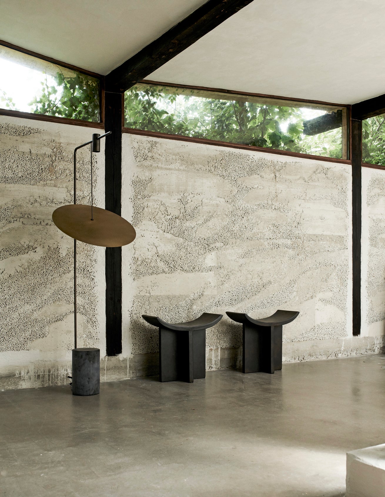 The_Moon_Brutus_stool_Lifestyle