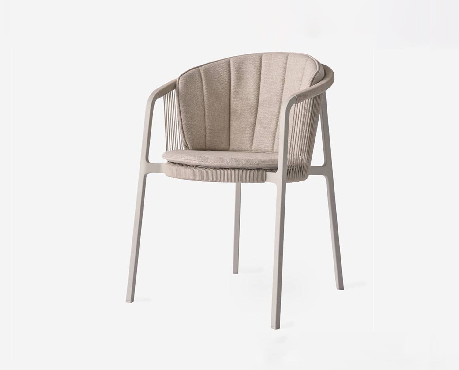 Vipp710-Lagrasse-chair-with-cushions