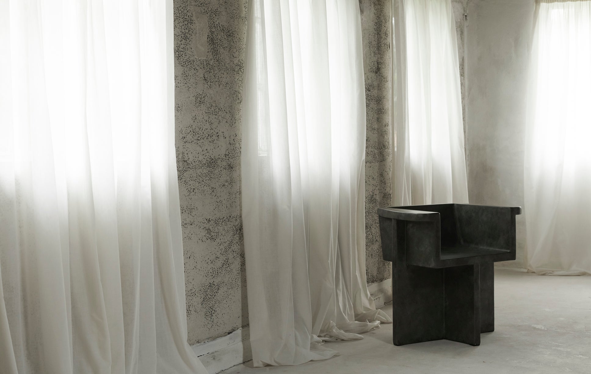 Brutus_Dining_Chair_1