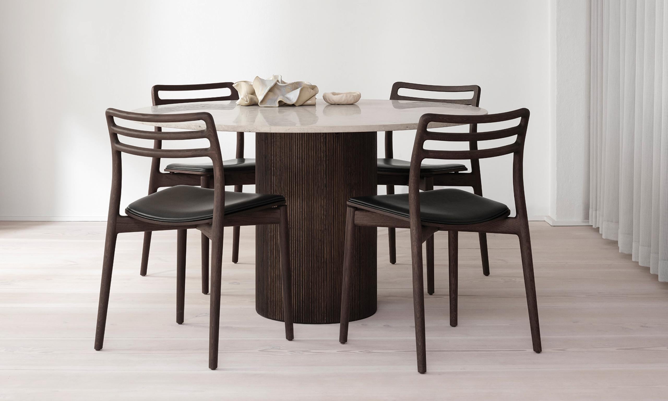 vipp481-cabin-chair-ligthoak-01_landscape