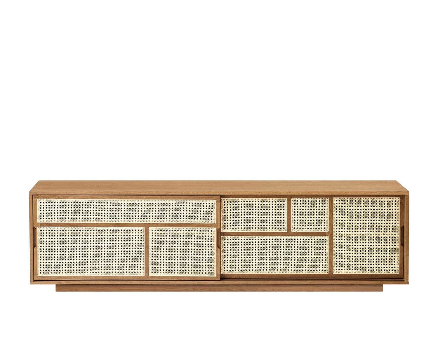 image1-2595–8400-AirSideboardLowOak-Packshot