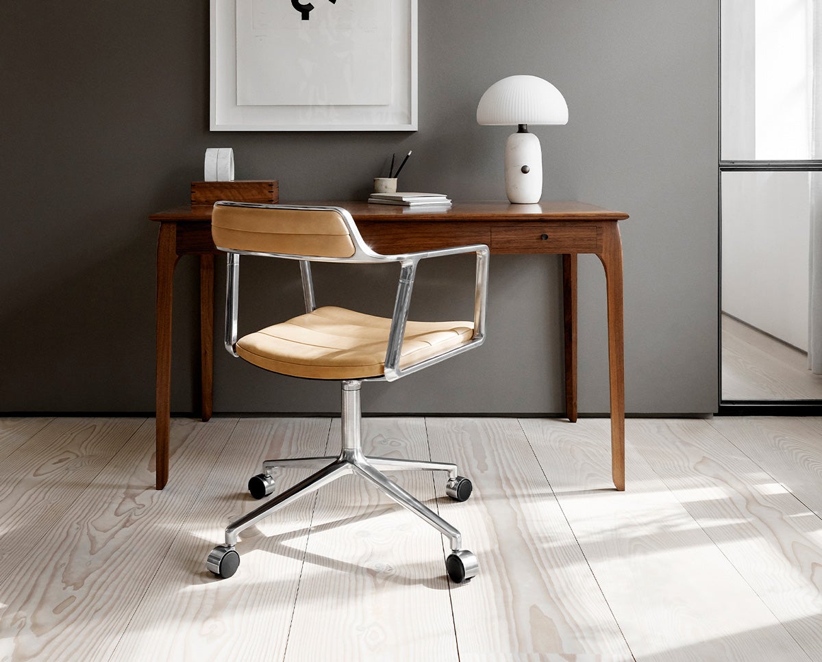 vipp452-swivel-chair-sand-03-OFF-low