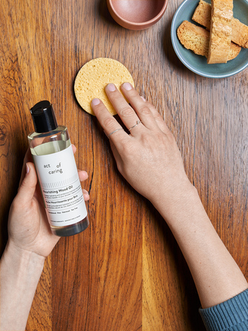 Act-of-Caring-Wood-Care-Nourishing-wood-oil-lifstyle-4