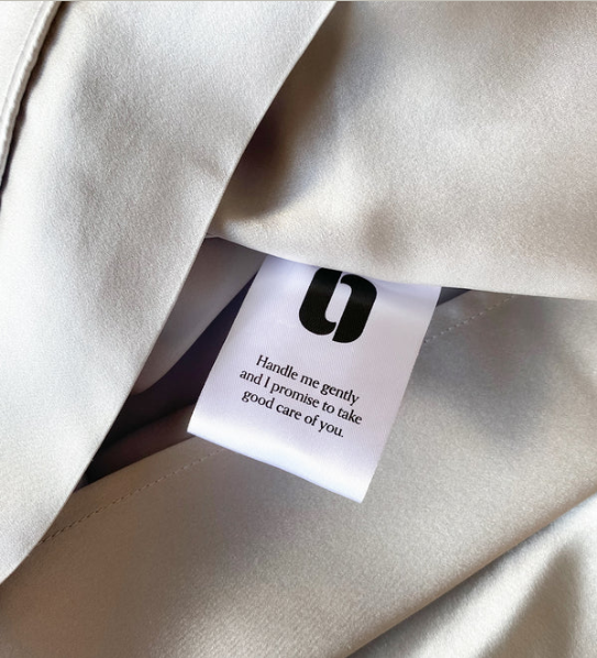 Silk Pillowcase Caretag.png