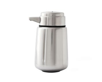 vipp-9-soap-dispenser-stainless-steal-02