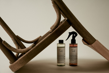 Act-of-Caring-Wood-Care-Nourishing-wood-oil-lifstyle-3